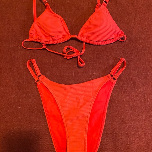 SOLD - Picture 3 of 4